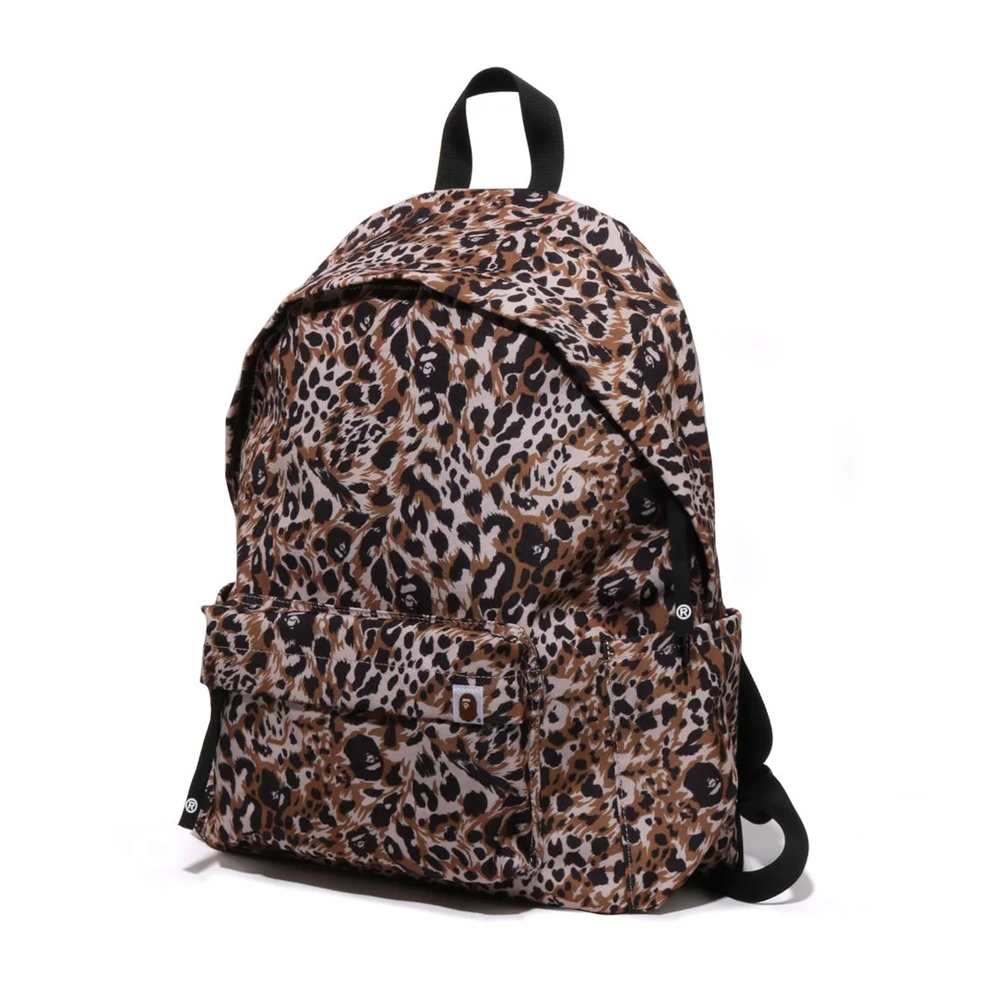 베이프 백팩 WILD LEOPARD PATTERN DAYPACK 1L80-189-004 - 메인 이미지