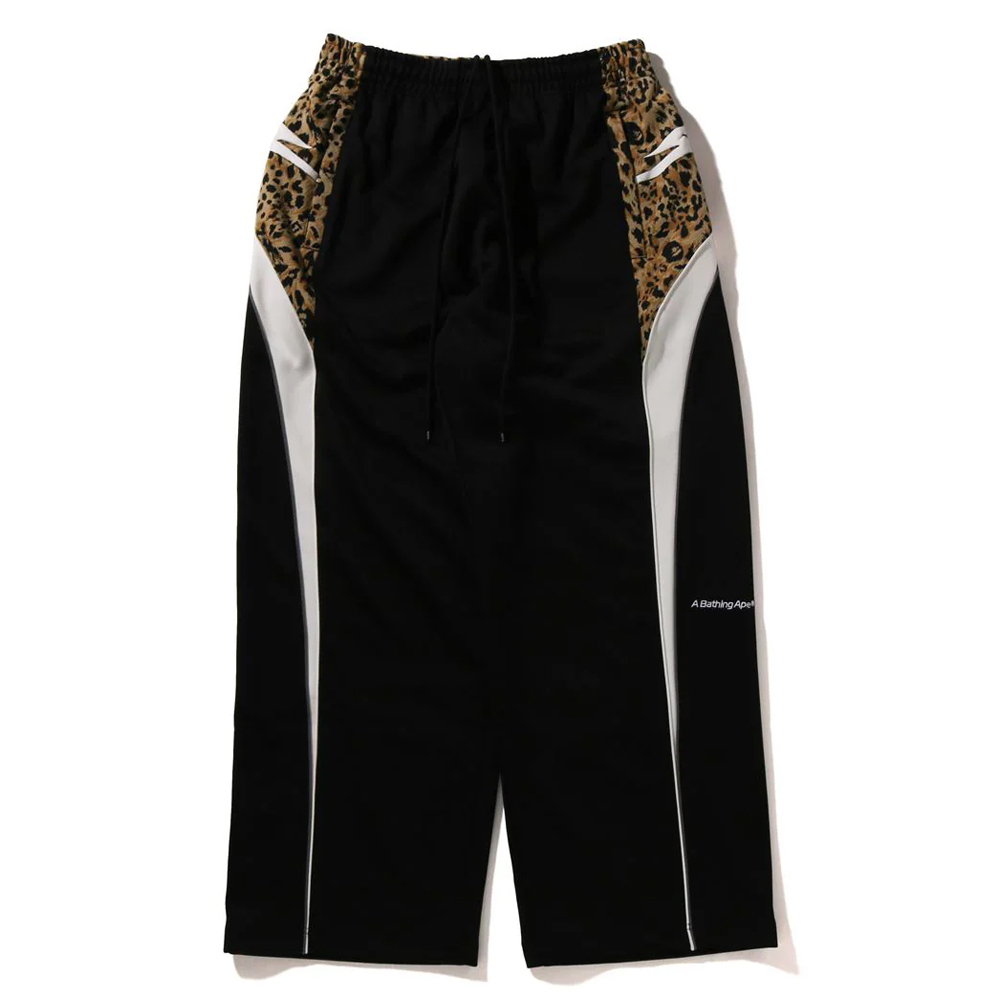 베이프 바지 WILD LEOPARD PATTERN OVERSIZED FIT TRACK PANTS 1L80-152-318 - 상품 이미지