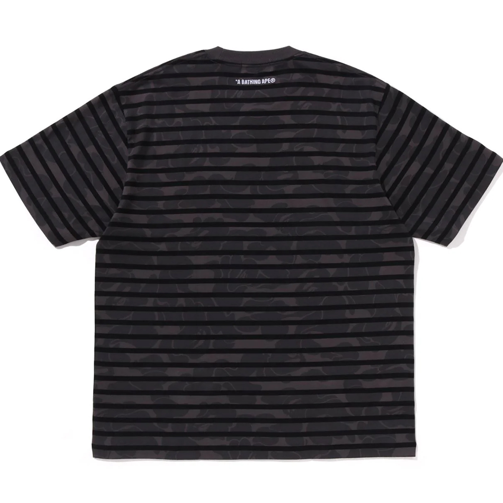베이프 반팔티 SOLID CAMO STRIPE ONE POINT RELAXED FIT TEE 1L80-109-305 - 상세 이미지 2