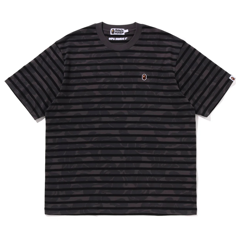 베이프 반팔티 SOLID CAMO STRIPE ONE POINT RELAXED FIT TEE 1L80-109-305 - 메인 이미지