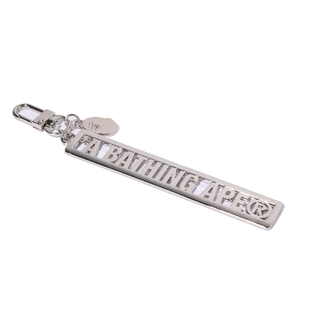 베이프 키체인 METAL LOGO KEYCHAIN 1L80-182-007 - 상세 이미지 2