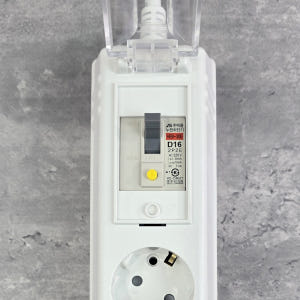 제로갭 고용량 멀티탭 4000W 슬림 납작 멀티탭 누전차단 안전 2구 5... 실사용 후기 | 효과 있을까? - 상품 이미지 4