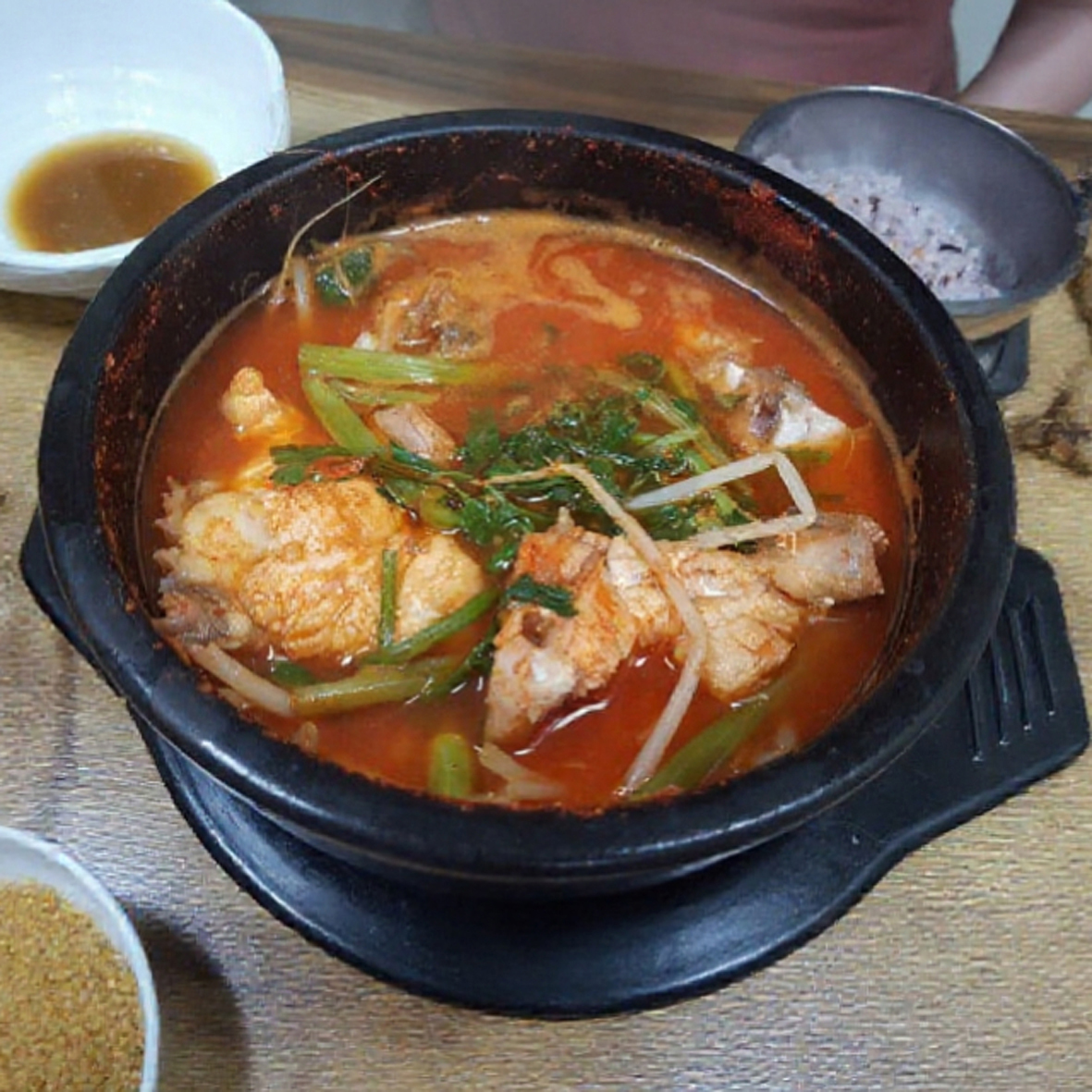 강릉수협 완전손질 동해안 복어탕 복국 복지리 복매운탕 2-3인분 손질복어500g+소스 - 상세 이미지 2