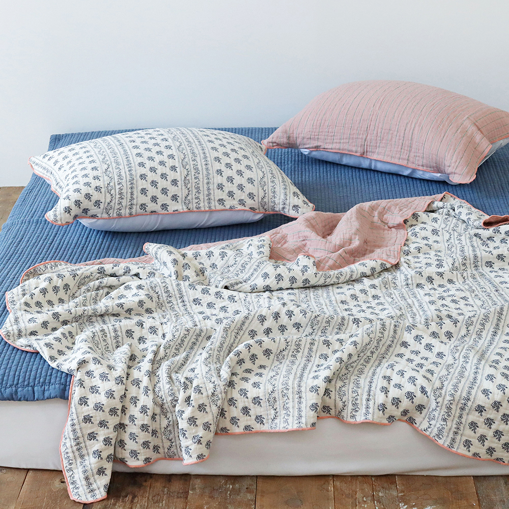 4중 거즈 에스닉 스트라이프 양면사용 여름이불 겸 사계절 블랭킷 캠핑 담요 이불 미니