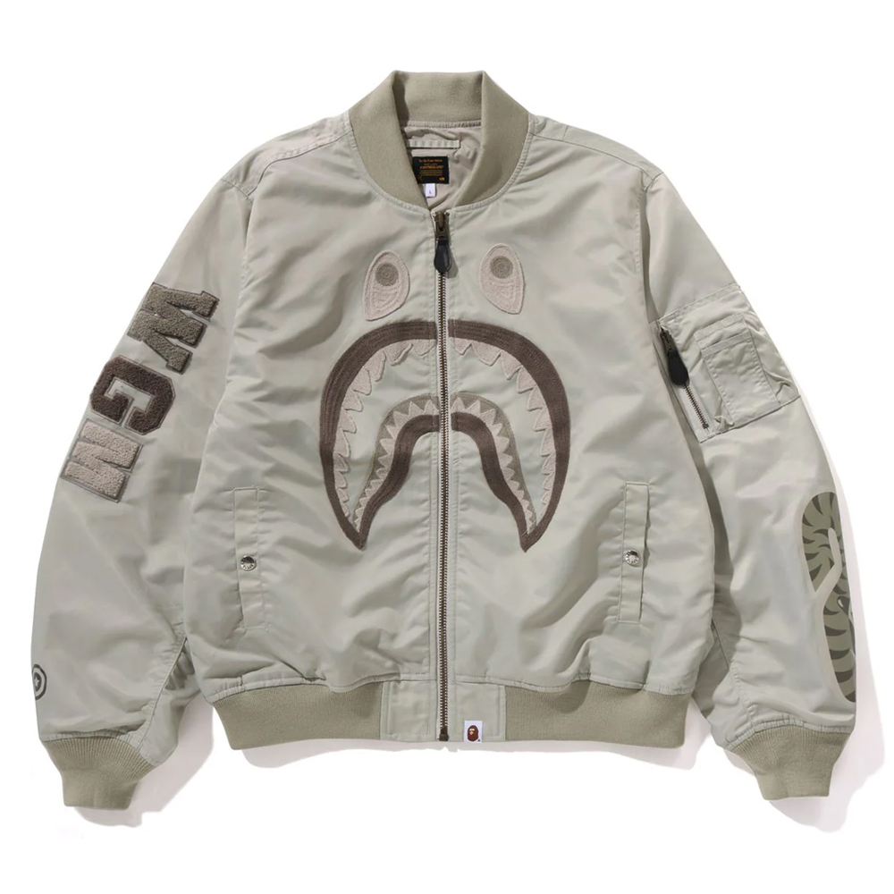 베이프 자켓 TONAL CHAIN STITCH SHARK BOMBER JACKET 1L80-140-313 - 메인 이미지
