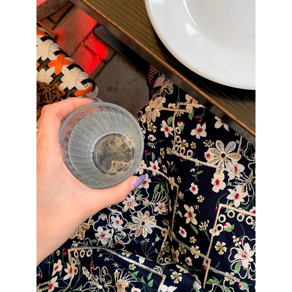 스퀘어넥 퍼프반팔 미디원피스 허리슬림핏 캐주얼 빈티지 꽃무늬 패턴 순면 고급소재 네이비 - 상세 이미지 4