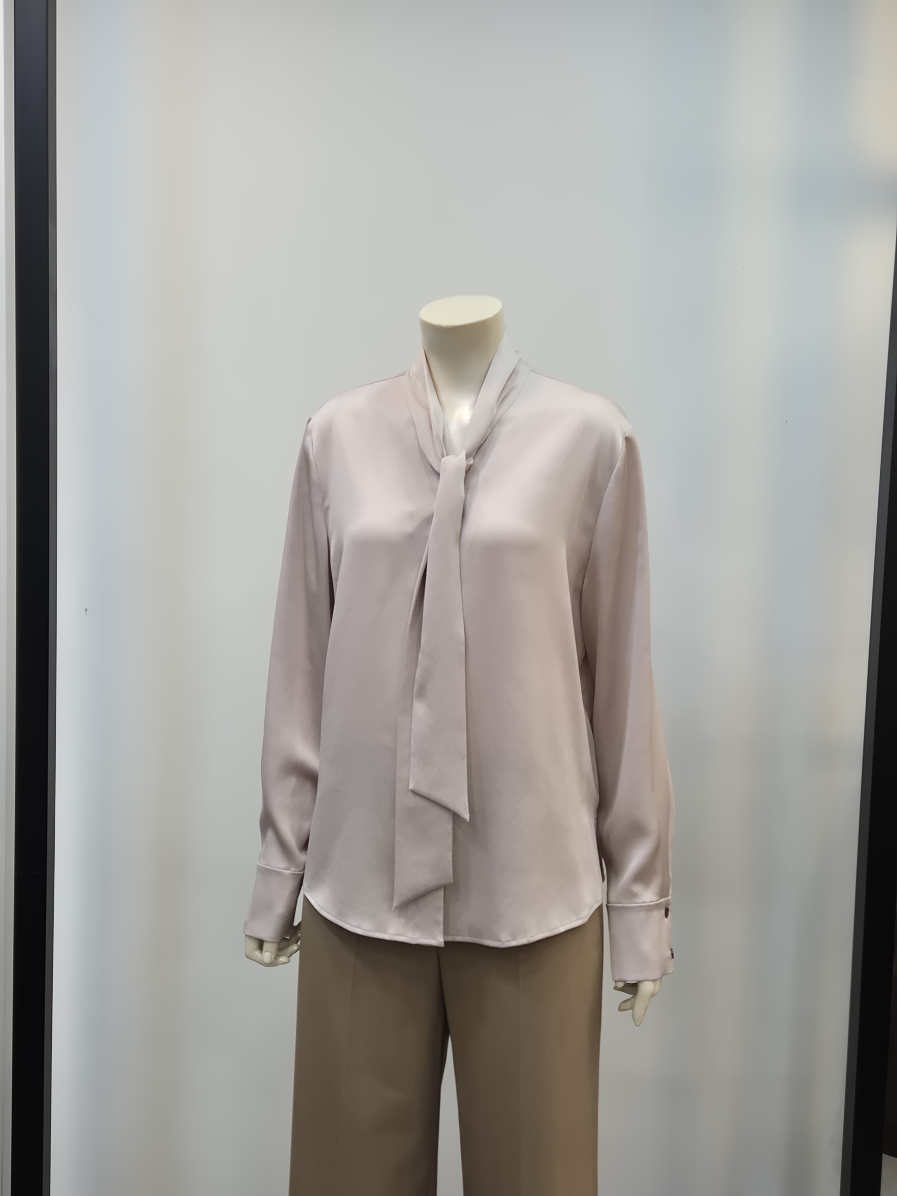 쉬즈미스 타이넥 샤틴 가을 블라우스 P332020 - 상세 이미지 5