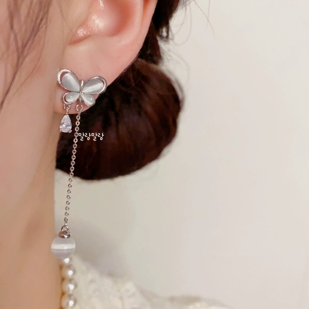 럭셔리 자개나비 큐빅 롱체인태슬 S925 은침 귀걸이 - 상세 이미지 3