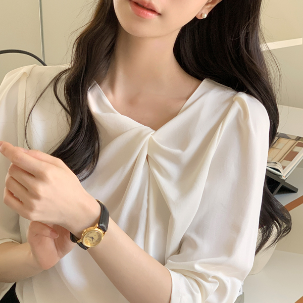 언발 꼬임 퍼프 7부 블라우스 데일리 오피스 하객룩 bs8383 - 메인 이미지