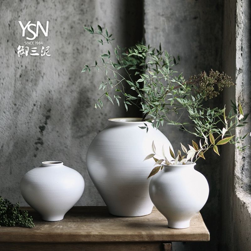 도자기 화병 백자 꽃병 빈티지 인테리어 달항아리 엔틱 화이트 카멜리아 꽃병 모델 30x32 - 상세 이미지 3