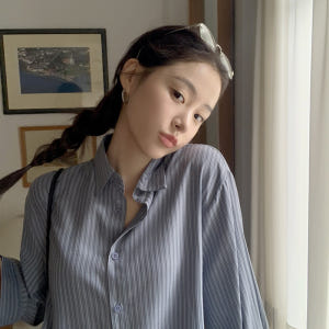 [자체제작] 스트라이프 셔츠 데일리 오피스룩 여리핏 블라우스 bs8301 착용 후기 | 사이즈/핏 총정리 - 상품 이미지 3