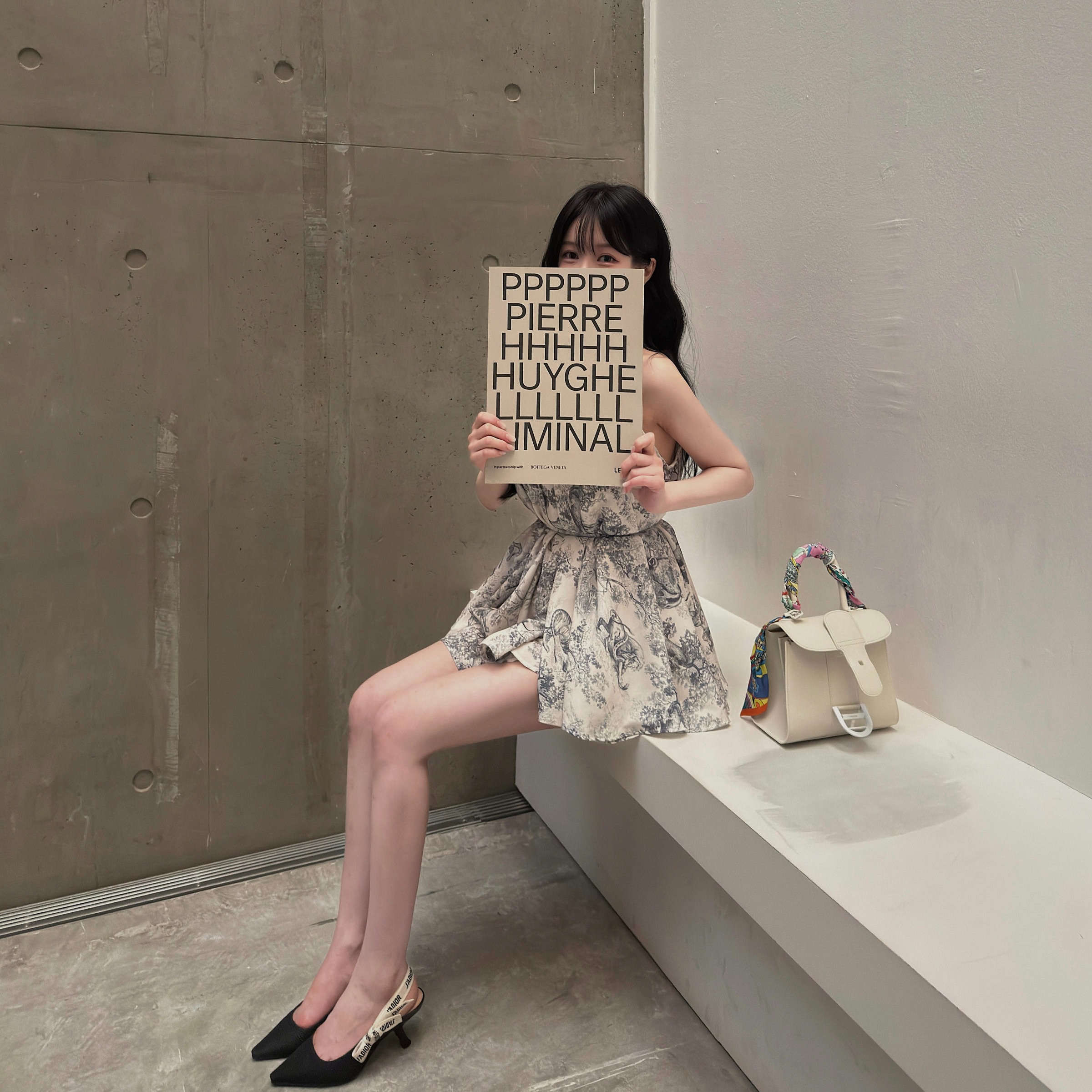 럭셔리 홀터 넥 글램 베이글 쉬폰 블라우스 여성 민소매 여름 데이트 룩 선물 소개팅 - 상세 이미지 4
