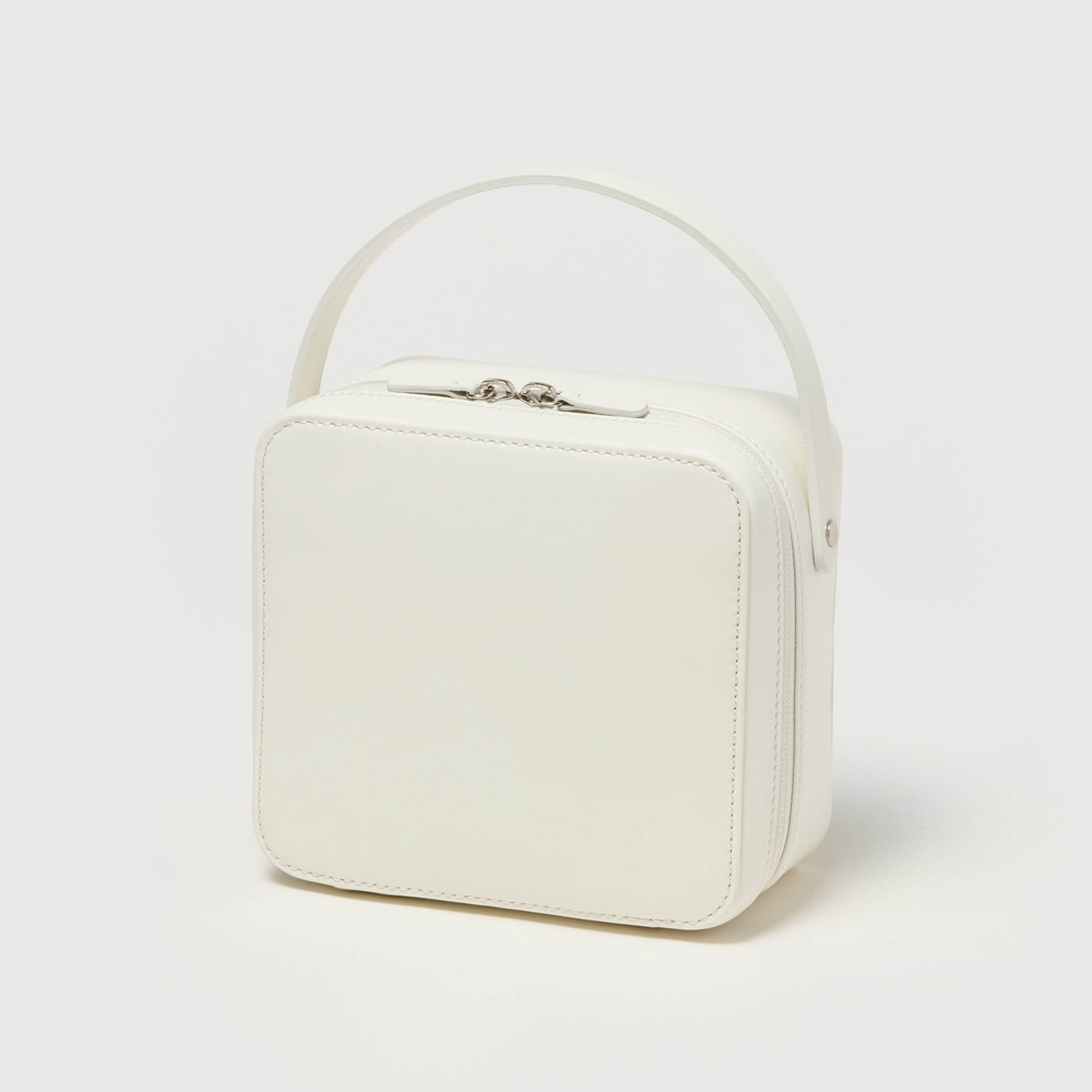 오라리 X AETA 가방 LEATHER SMALL TRAVEL CASE - 상세 이미지 3