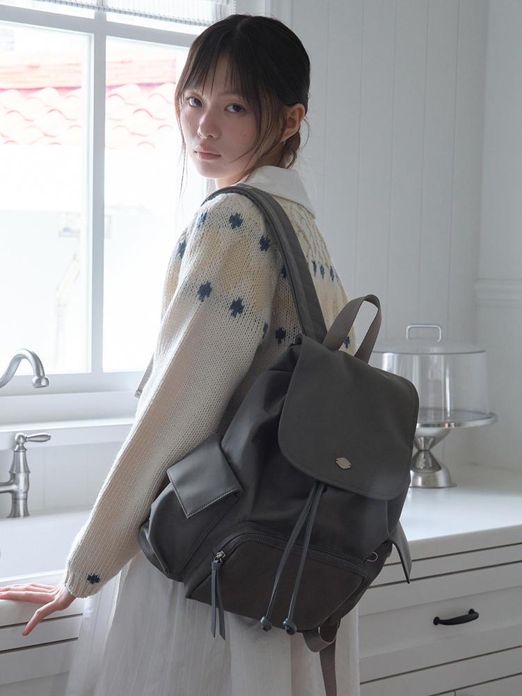 [엽페] 포켓 나일론 백팩 차콜