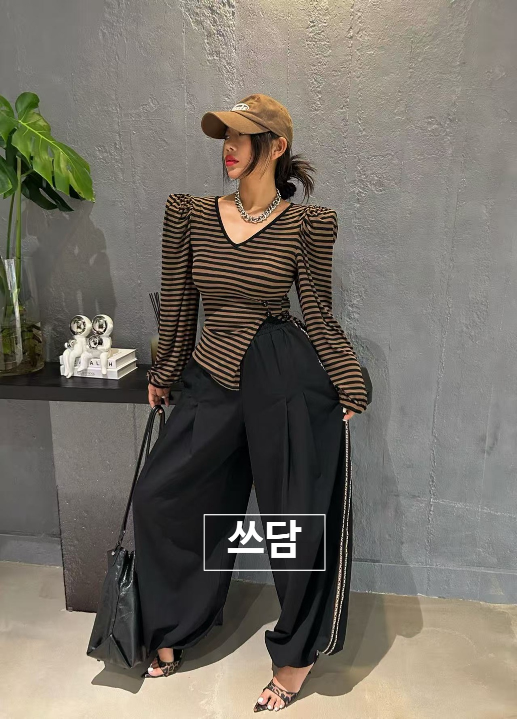 블바 두엘핀턱팬츠(2color) - 상품 이미지