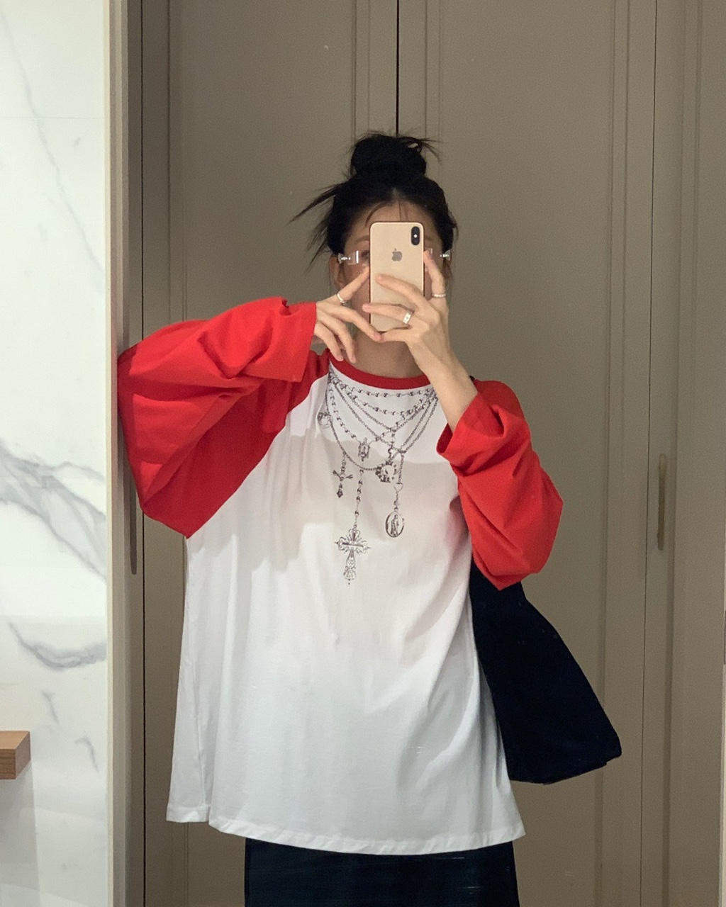 블링 네크리스 티 루즈핏 면 데일리 긴팔 - 메인 이미지
