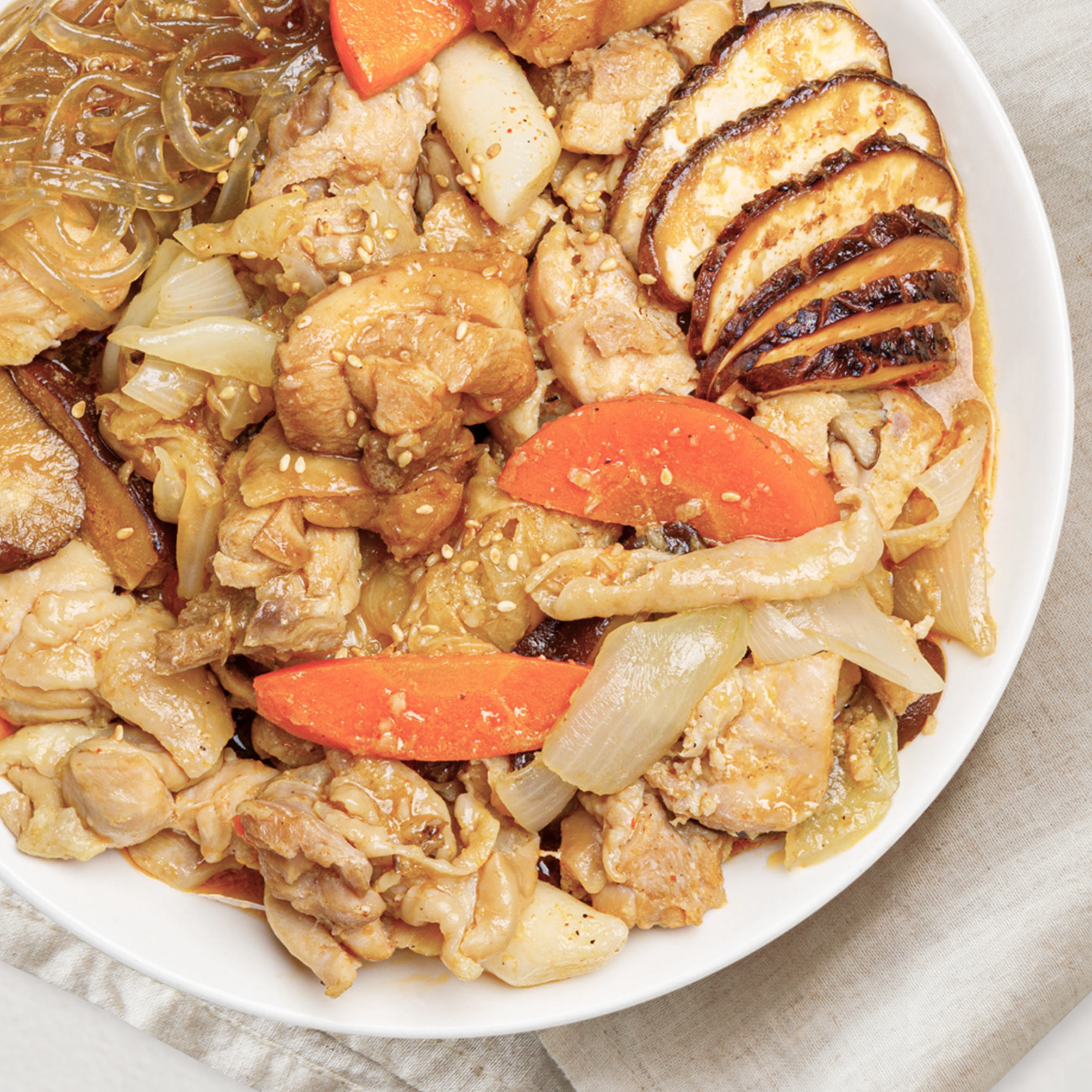 밀키트랜드 노케미컬푸드 간장찜닭 찜닭밀키트 닭볶음탕 978g - 상품 이미지