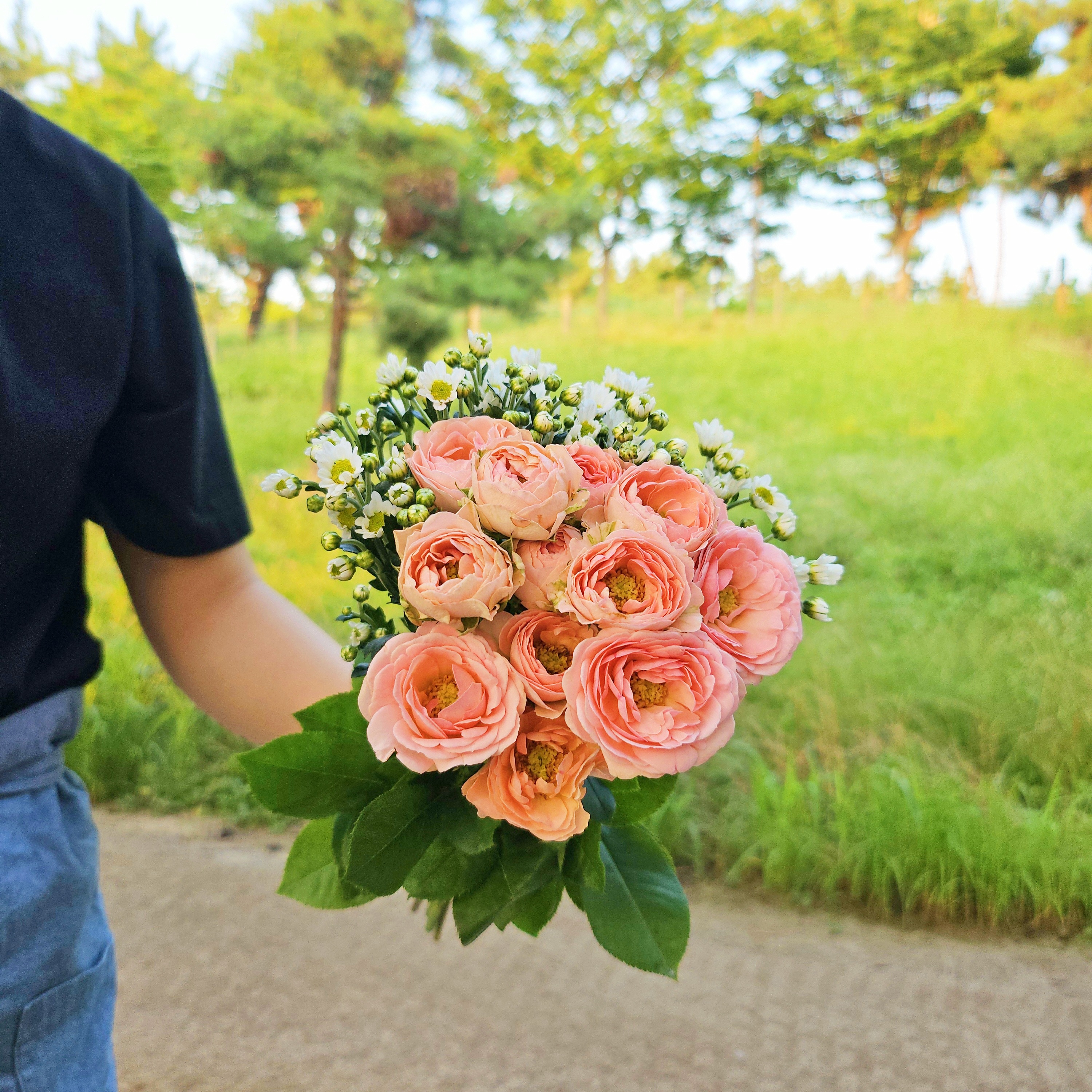 마음꽃히다 꽃만 담은 생화 꽃다발 두가지 세가지 구성 생일 기념일 꽃배달 - 상세 이미지 4