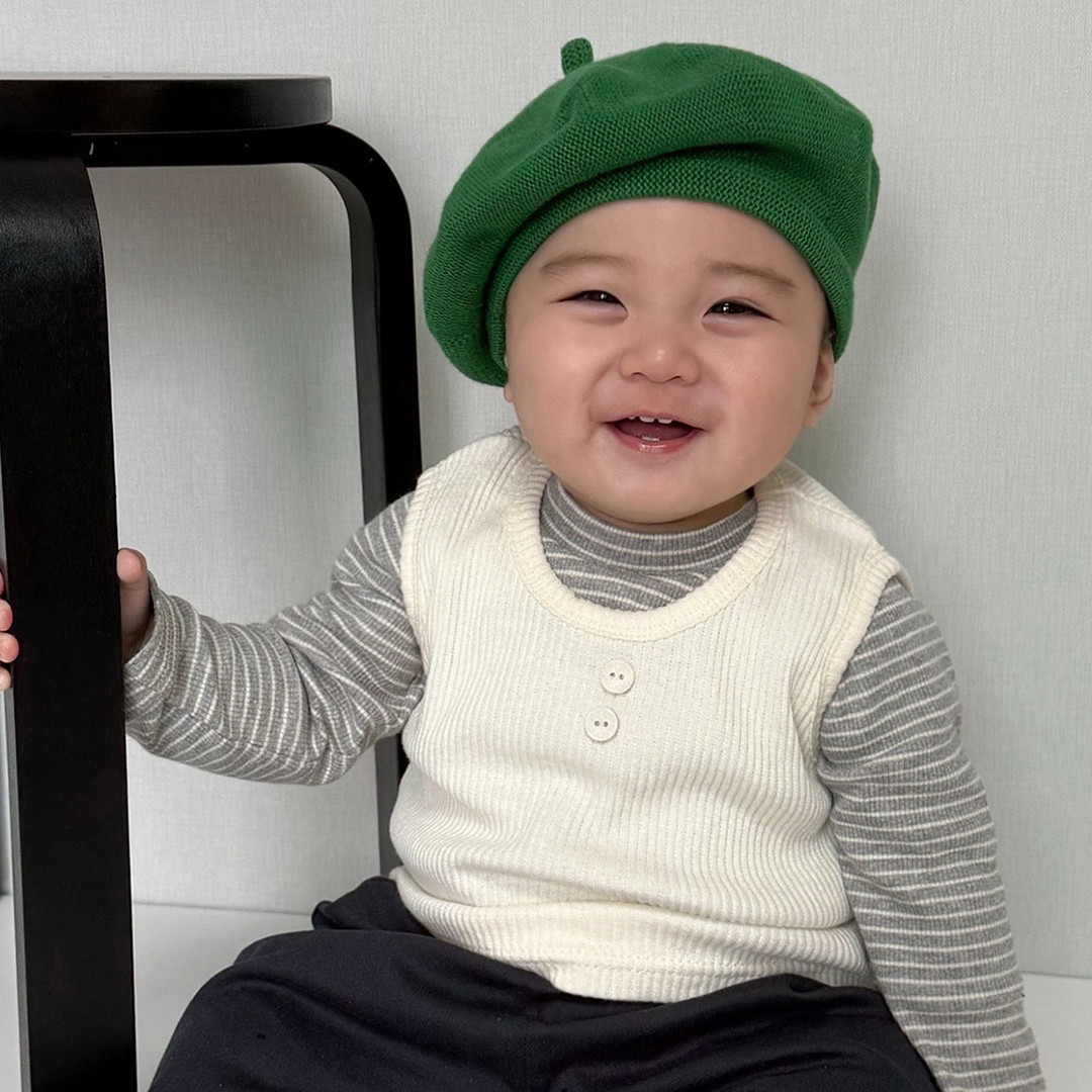 에센셜 리브 베스트 아기 유아 레이어드 간절기 니트 조끼 데일리룩 - 상세 이미지 2