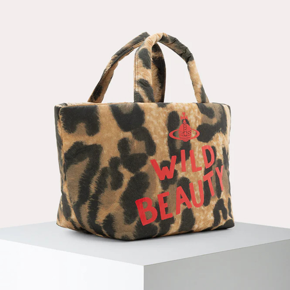 비비안웨스트우드 가방 PRINTED PADDED NYLON MAUD 토트백 M 1320952055 - 상세 이미지 2