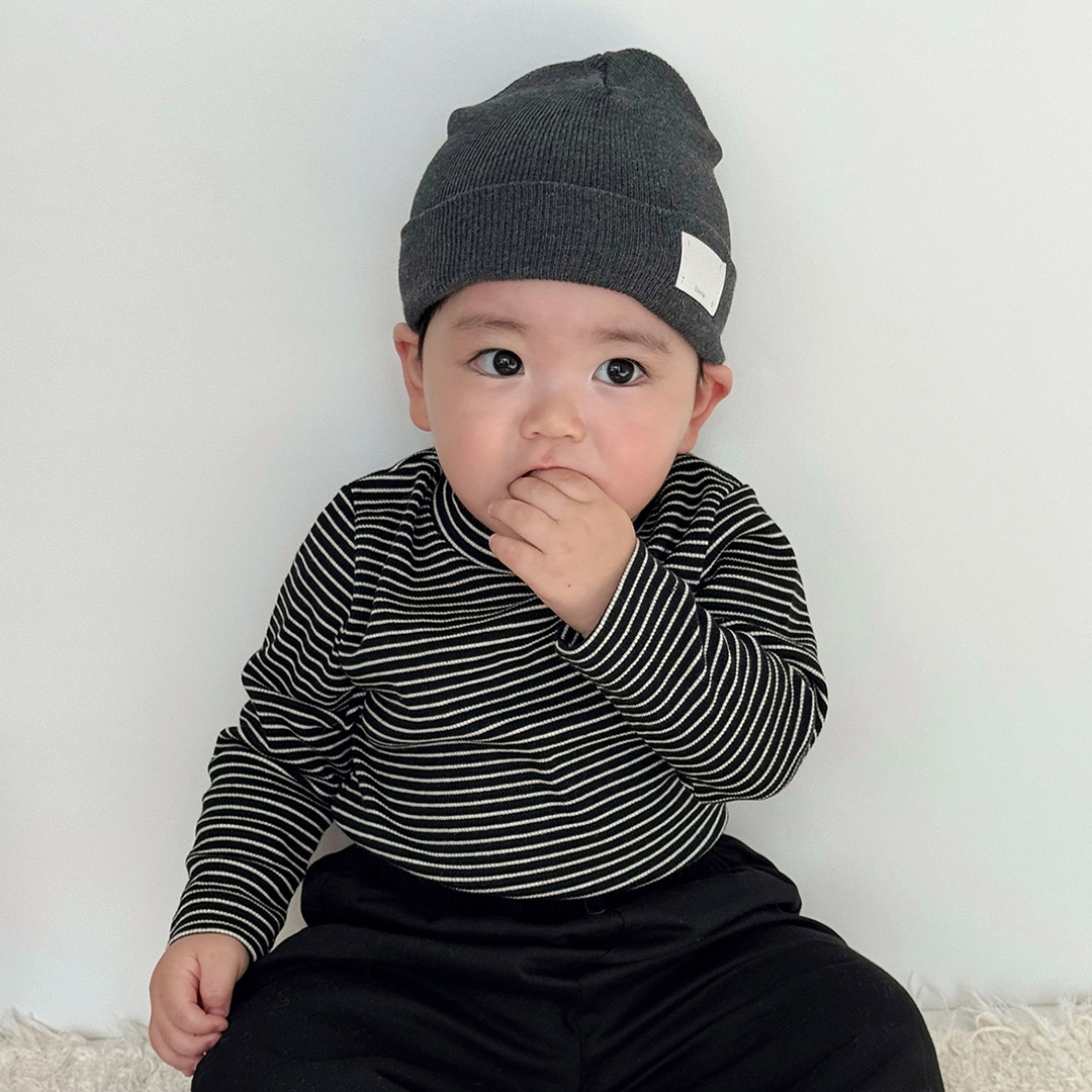 에센셜 라인 티셔츠 아기 긴팔 간절기 데일리룩 - 상세 이미지 3