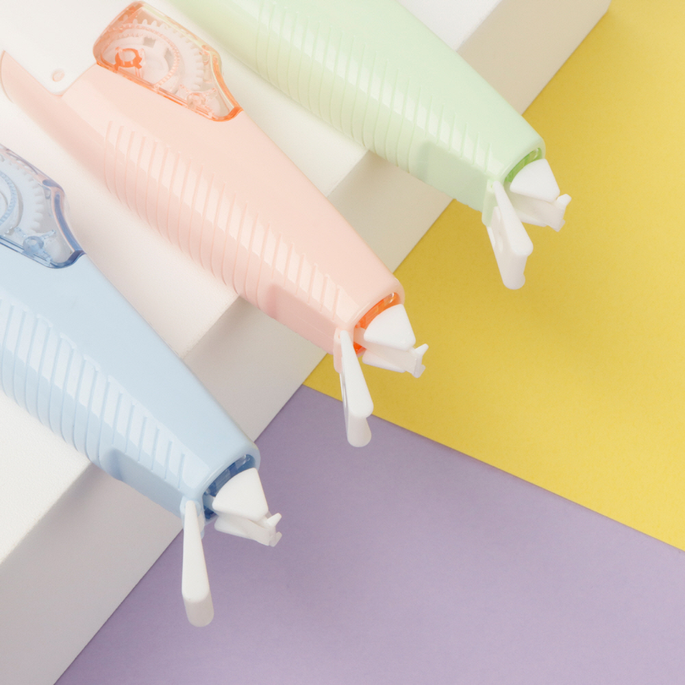 델리 마카롱 수정테이프 71461 5mm x 6m 펜타입 - 상품 이미지