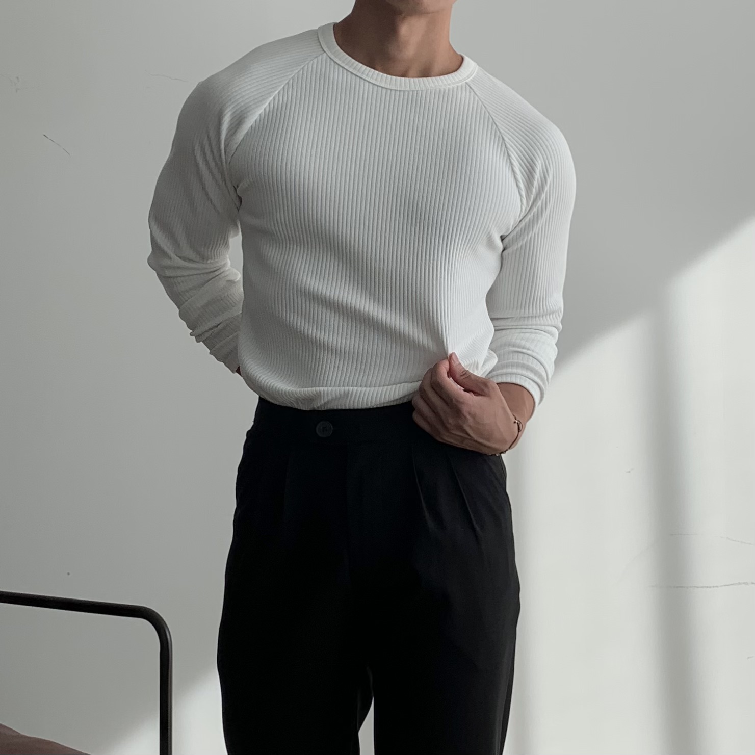 1+1 남성긴팔티셔츠 남자레이어드티 흰색면티 무지티 머슬핏긴팔 - 상세 이미지 2