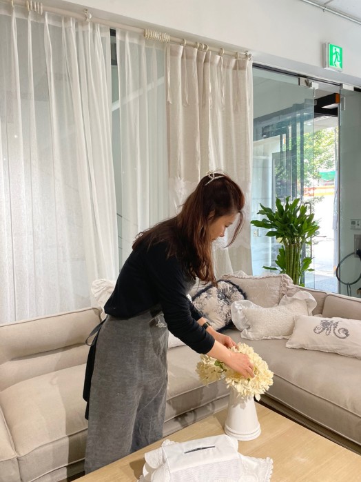 차콜 레터링 롱 앞치마 북유럽스타일 이미지 8