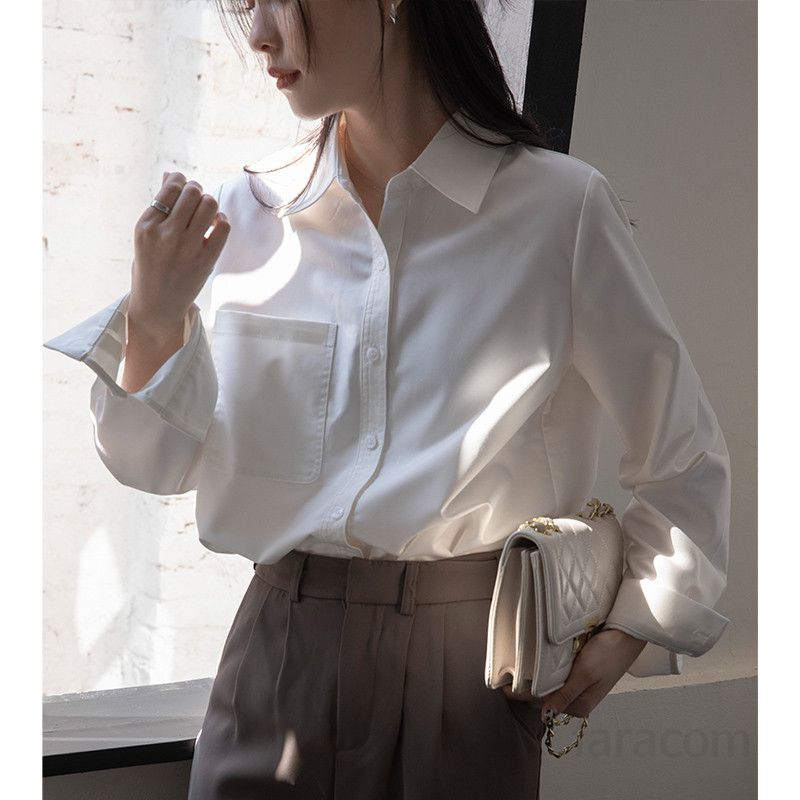 구김없는 여성 화이트 셔츠 베이직 스타일 오피스룩 데일리 정장 이너로 활용 가능한 통근복 레이어드 캐주얼 탑 셔츠 - 상세 이미지 3