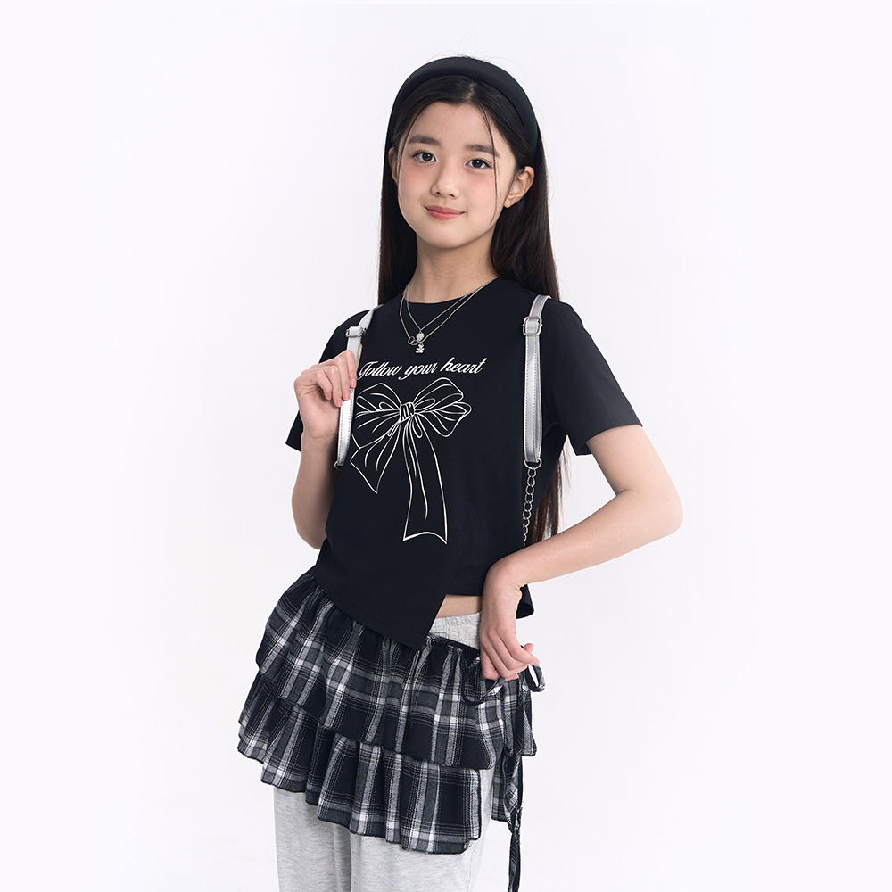 더데이걸 사선 절개 반팔티 TGRA25305 - 상품 이미지