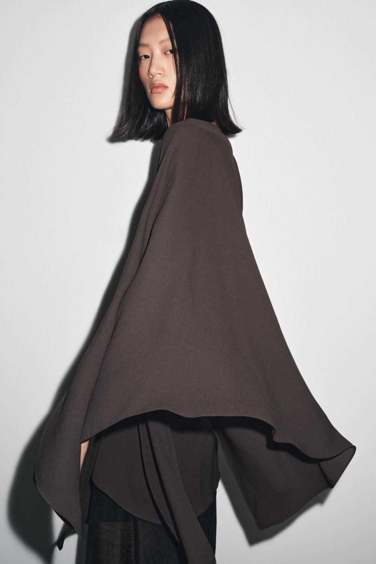 자라 모던 언밸런스 랩 블라우스 8657/201 DARK BROWN - 상세 이미지 3