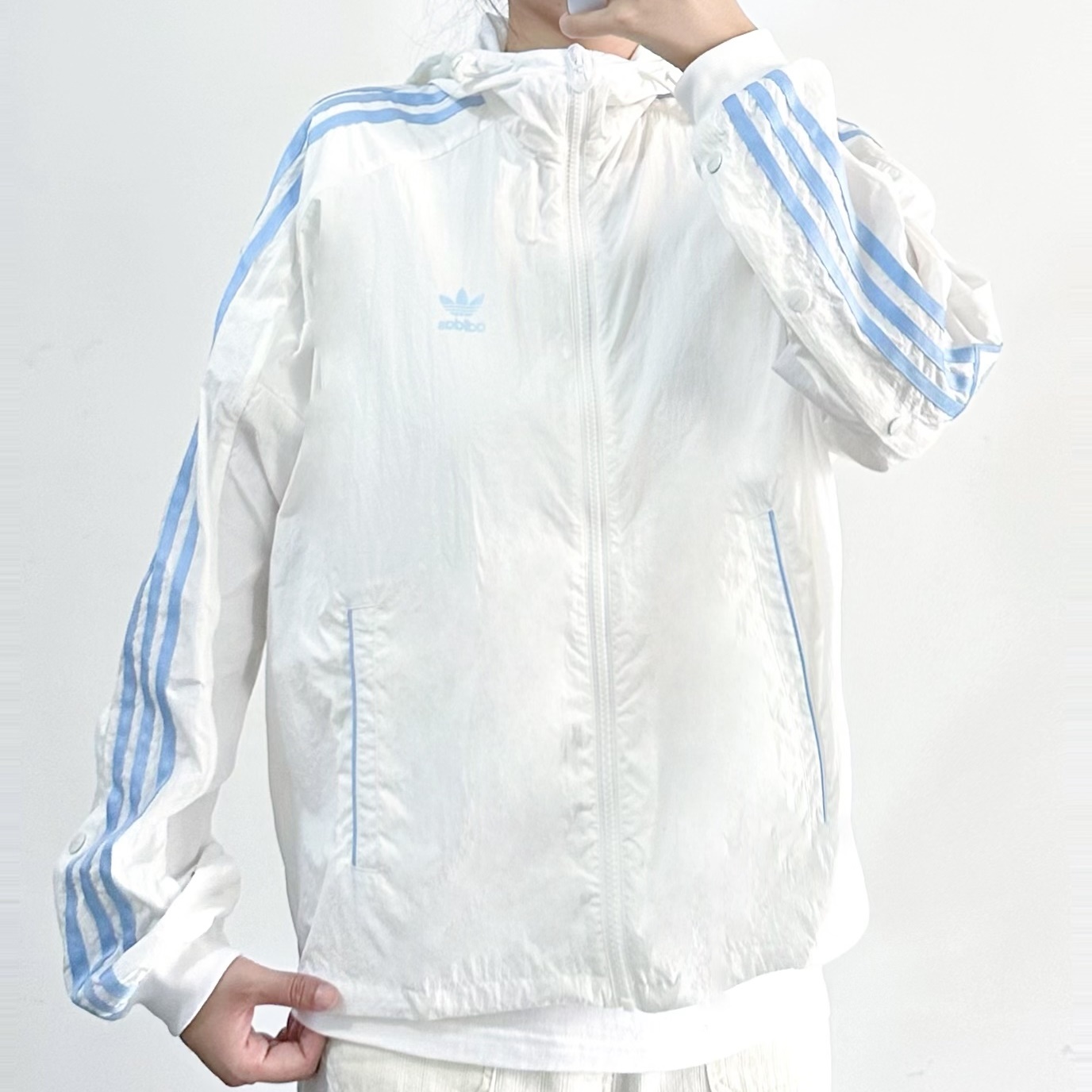 아디다스 아디브레이크 여성 바람막이 러닝 집업 후드 자켓 화이트 JI7474