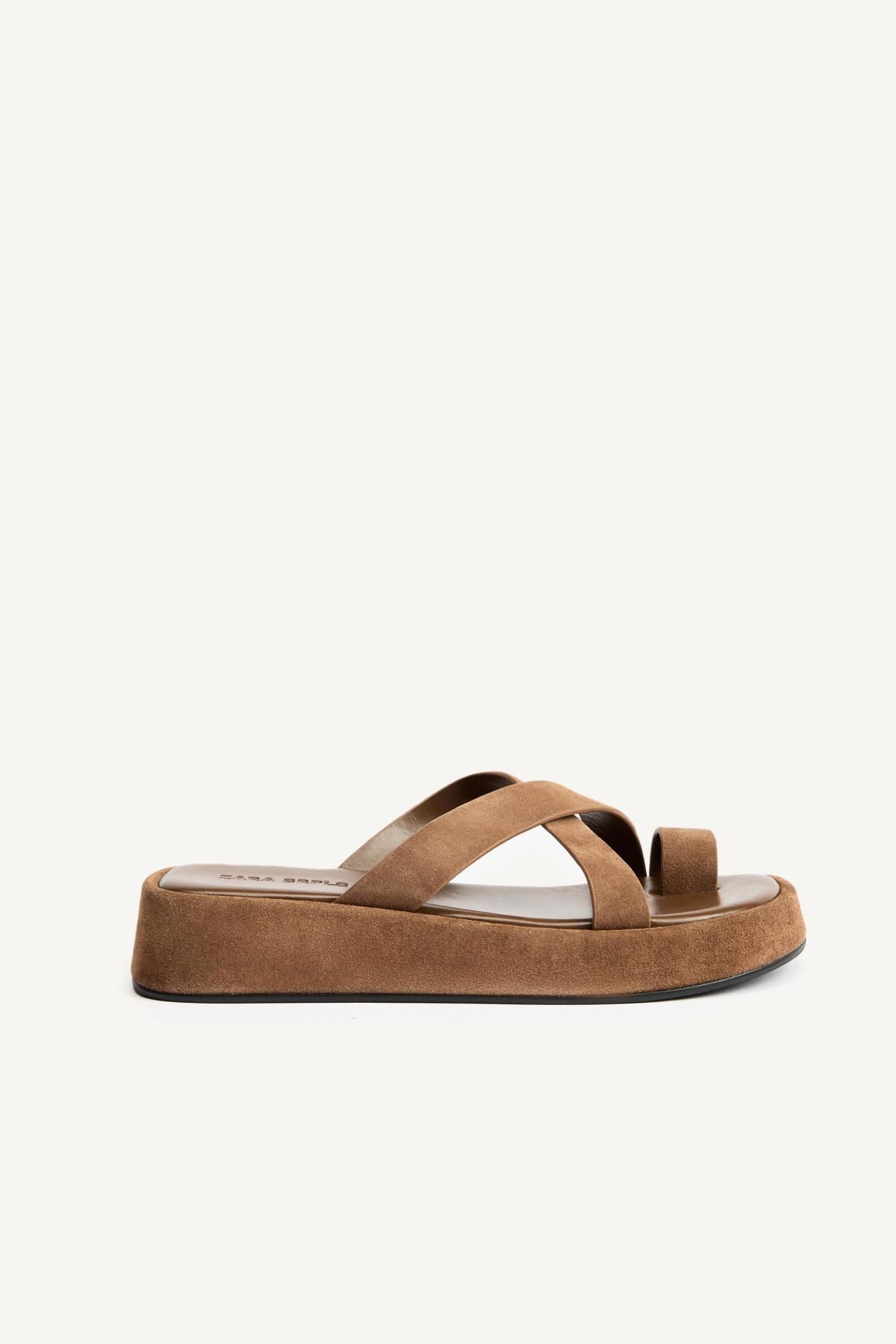 자라 스플릿 스웨이드 크로스 스트랩 샌들 4601/610 BROWN - 메인 이미지