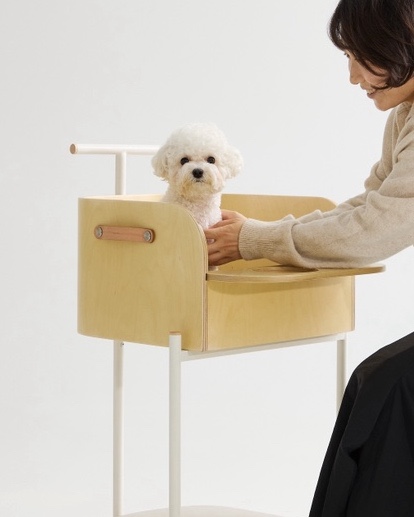 디니어 강아지 식탁의자 카트체어 (우디) 프리미엄 펫체어 중소형견