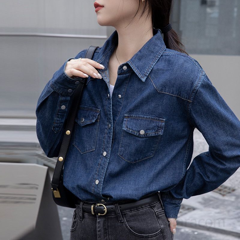 여성 데님셔츠 진한 파란색 레트로 스트레이트 스타일 소프트한 착용감 이너웨어 레이어드용 가을 신상 캐주얼 모던한 디자인 청셔츠 - 상세 이미지 3