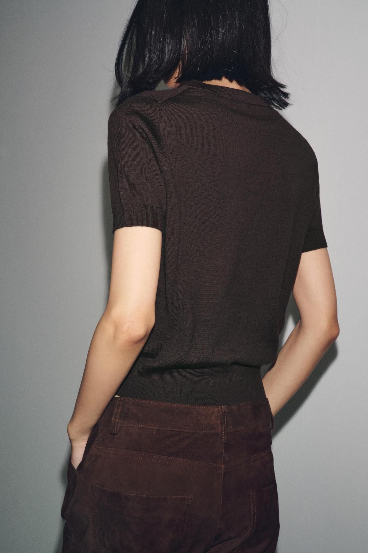 자라 프리미엄 울 브이넥 반팔 니트 탑 9598/122 DARK BROWN - 상세 이미지 3