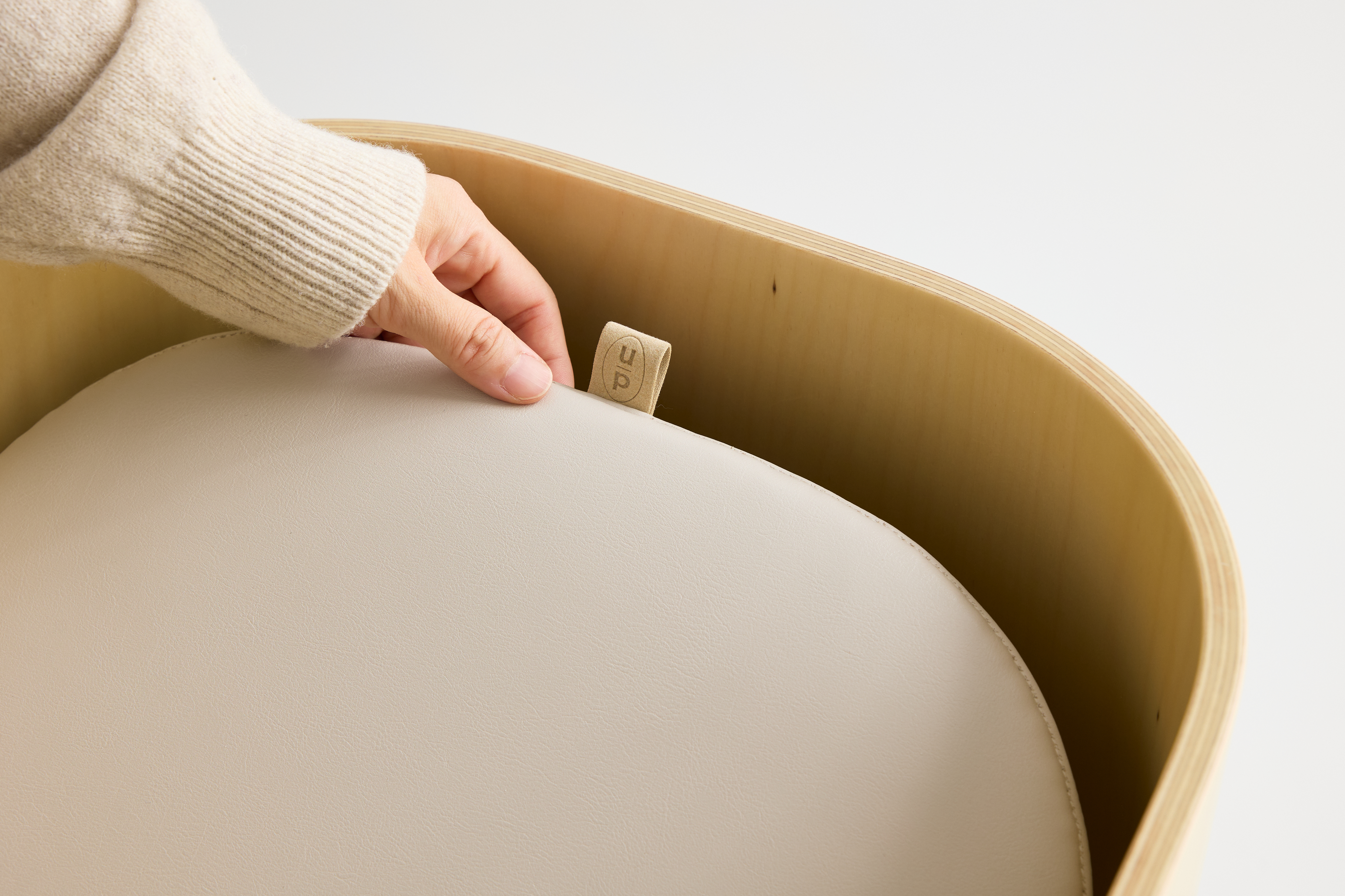 디니어 강아지 식탁의자 카트체어 (우디) 프리미엄 펫체어 중소형견