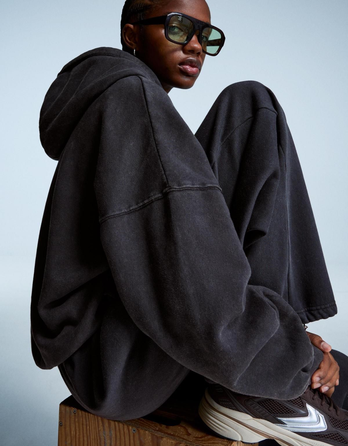 버쉬카 오버핏 베이직 후드티 7057/700 DARK GREY - 상세 이미지 2