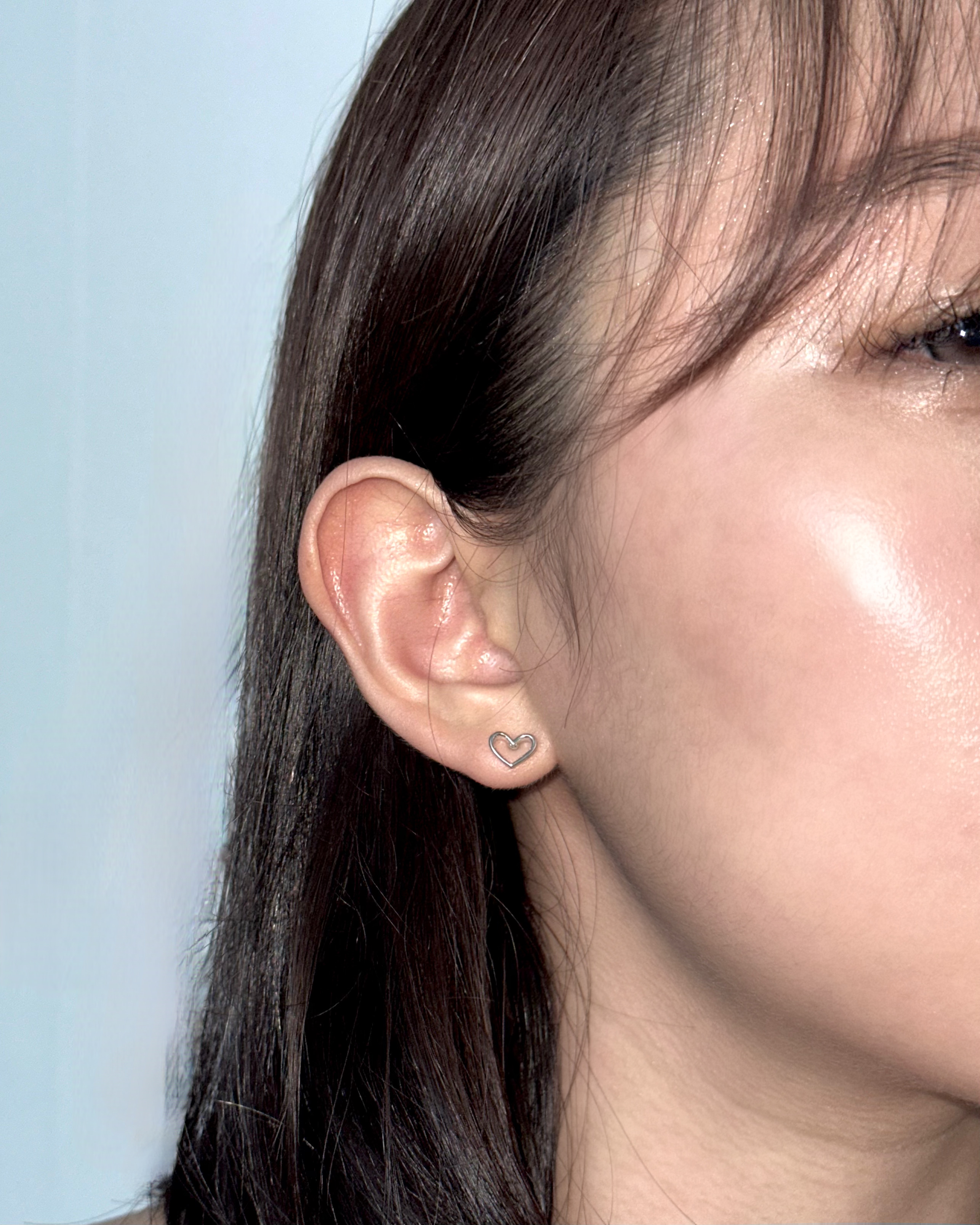모노 하트 라인 써지컬 피어싱 귀걸이 - 상세 이미지 2