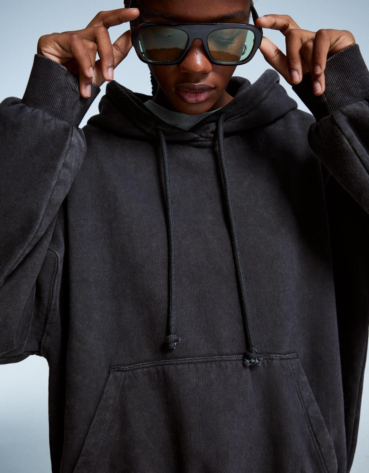 버쉬카 오버핏 베이직 후드티 7057/700 DARK GREY - 상세 이미지 4