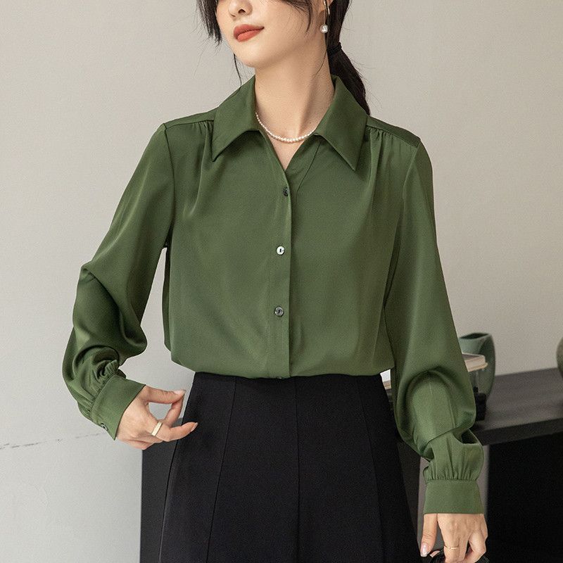 여성 여름 루즈핏 새틴 긴팔 블라우스 실크 느낌 고급스러운 솔리드 컬러 탑 데일리 캐주얼 스타일 편안한 착용감 다양한 코디 활용 가능 - 상세 이미지 3