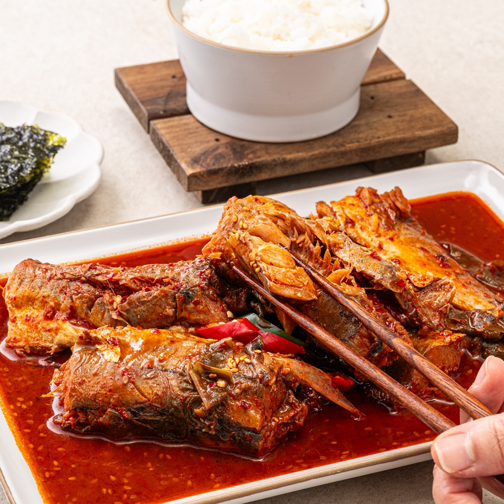 매콤코다리조림 3마리 매운 반건조 명태 코다리찜 밀키트 1