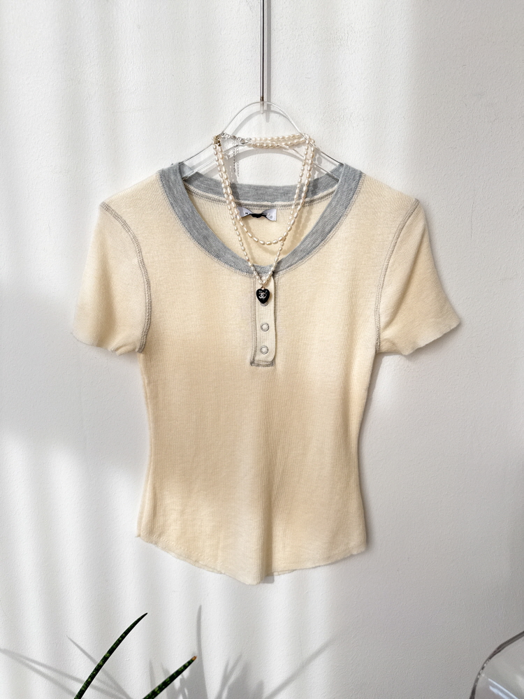 캐시미어 또또 배색 오버로크 반팔 크롭 니트