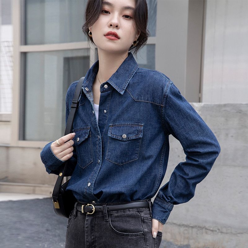 여성 데님셔츠 진한 파란색 레트로 스트레이트 스타일 소프트한 착용감 이너웨어 레이어드용 가을 신상 캐주얼 모던한 디자인 청셔츠 - 상품 이미지