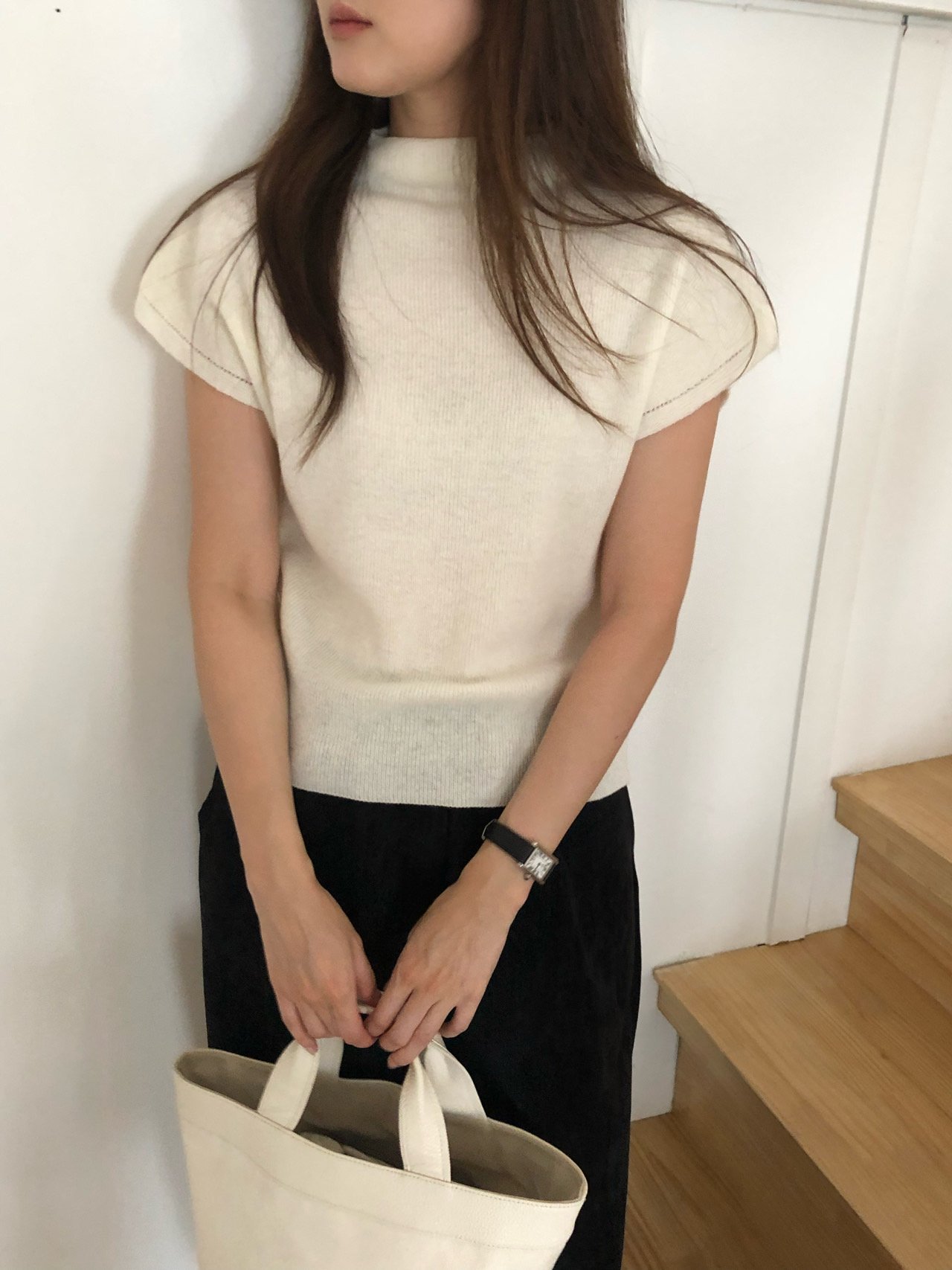 오버무드 울60 캐시미어 하객룩 하프 하이넥 플레어 반팔 반목 니트 3color