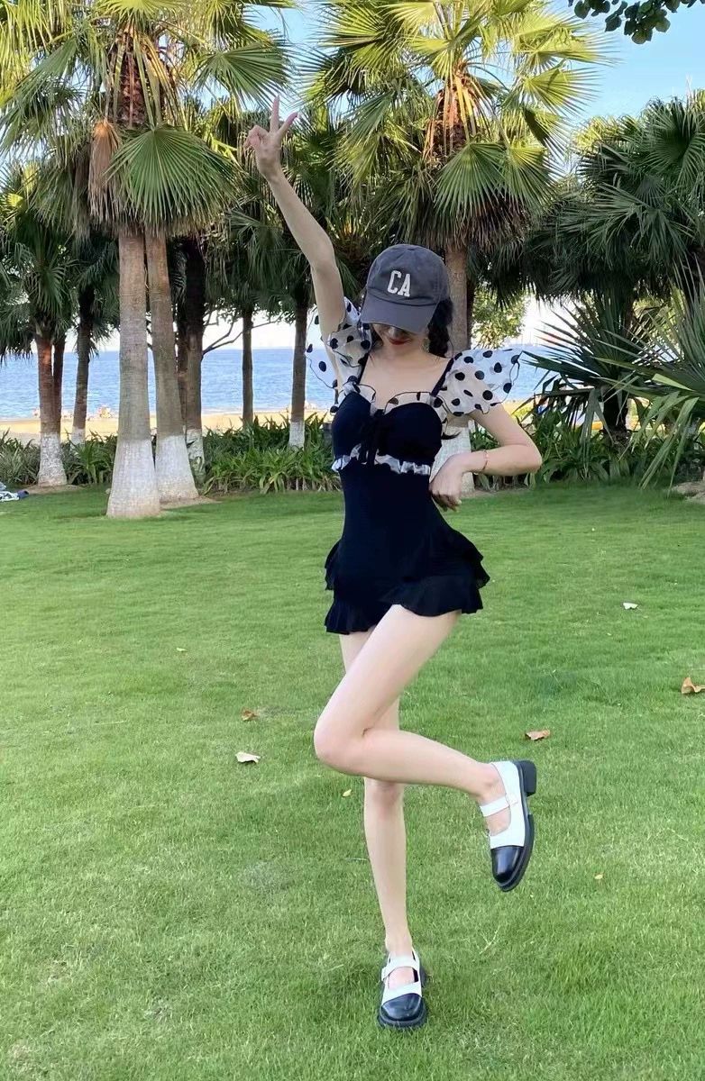 뱃살커버 모노키니 수영복 워터파크 셔링 체형보정 휴양지 블랙 M - 상세 이미지 4