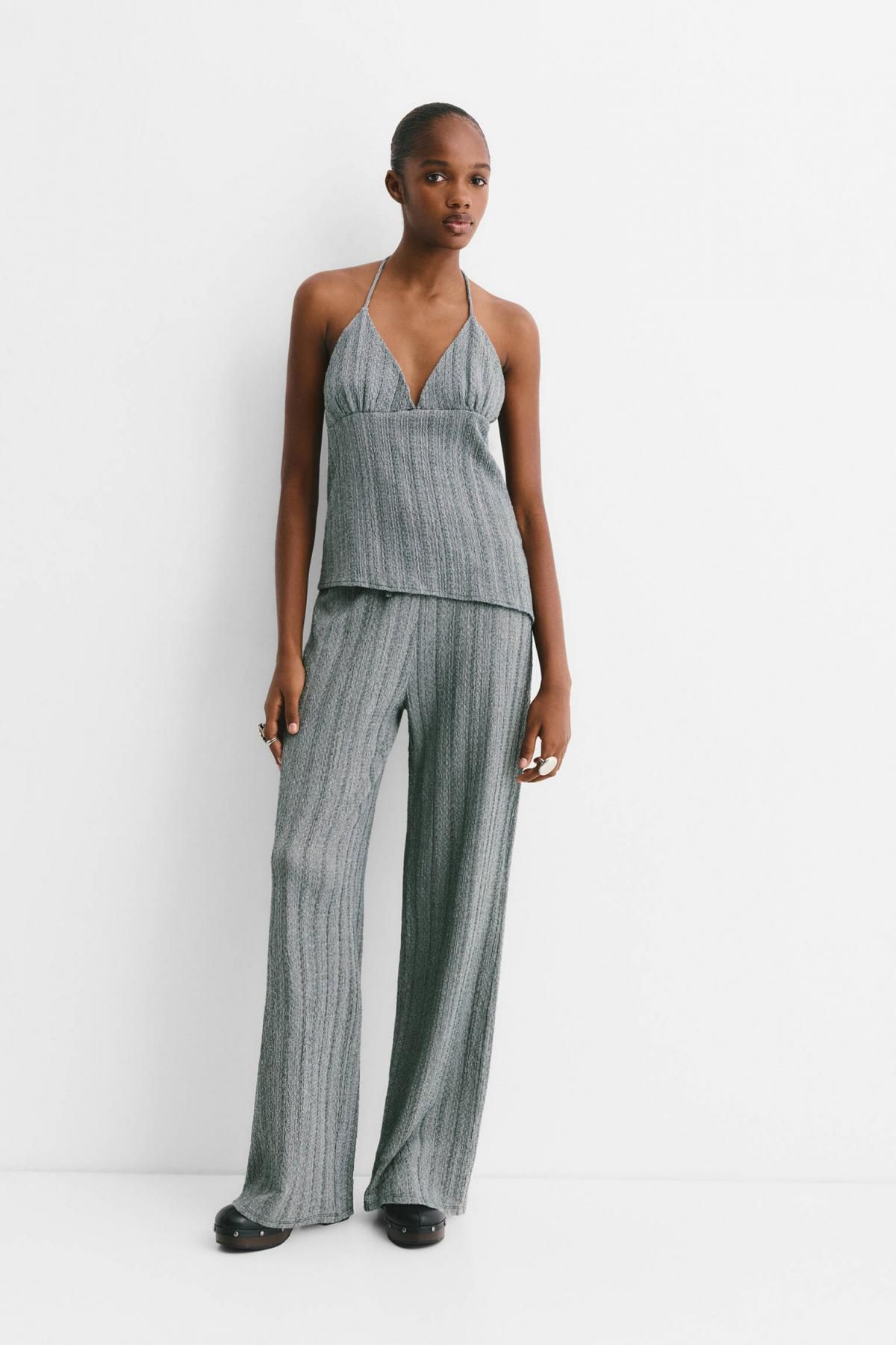 풀앤베어 비대칭 크레이프 브이넥 홀터넥 민소매 탑 7152/377 PALE GREY - 상세 이미지 5