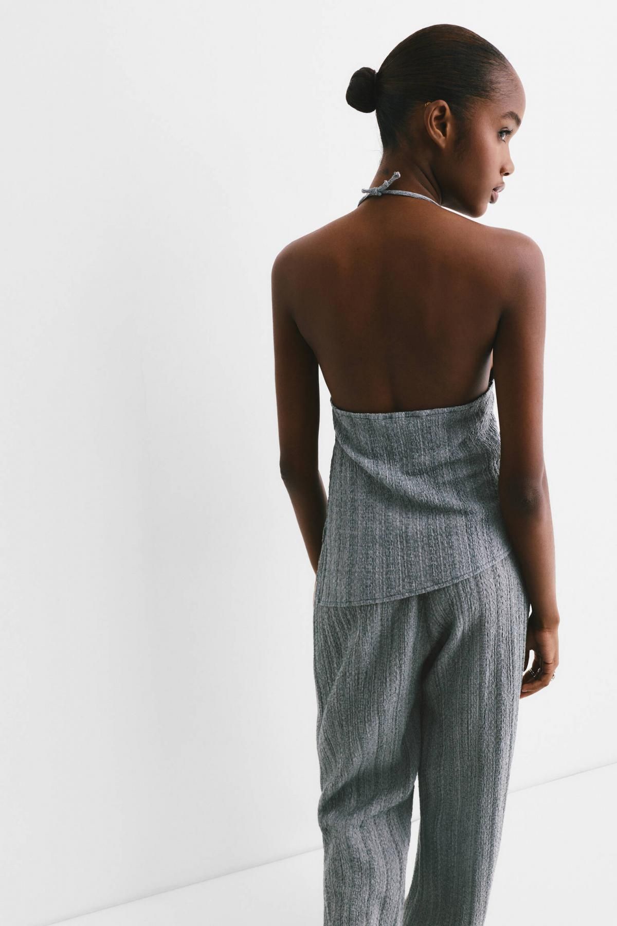 풀앤베어 비대칭 크레이프 브이넥 홀터넥 민소매 탑 7152/377 PALE GREY - 상세 이미지 3