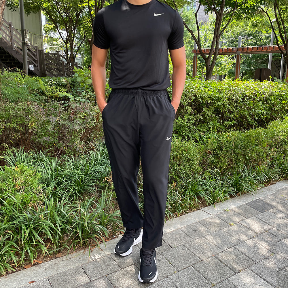 나이키 페놈 에센셜 조거팬츠