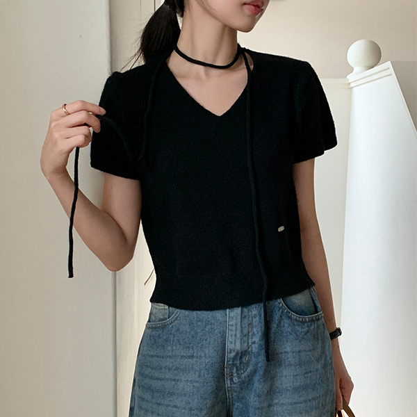 가을 라운드 브이넥 크롭 반팔 니트 슬림핏 타이 포인트 데일리룩 nt5158
